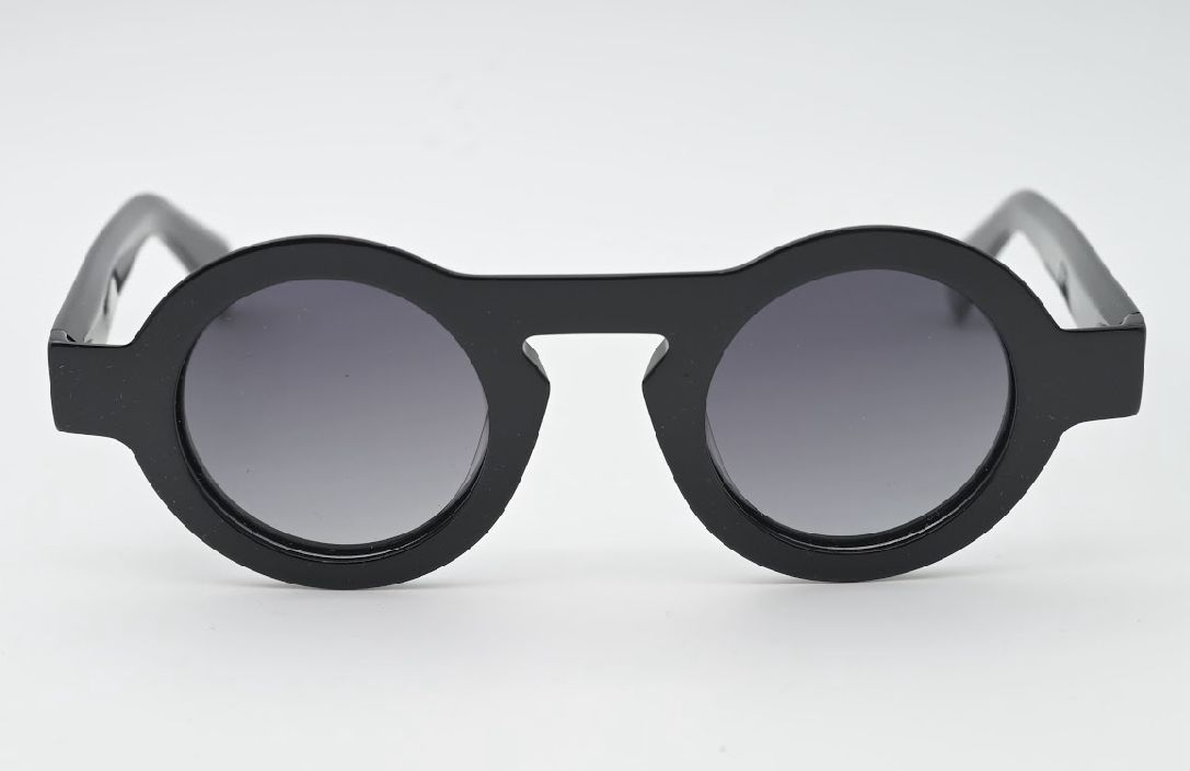 Sossa “Orb Noir” – Runde Designer-Sonnenbrille in Schwarz