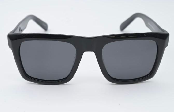 Sossa “Noir Square” – Sonnenbrille in tiefem Schwarz